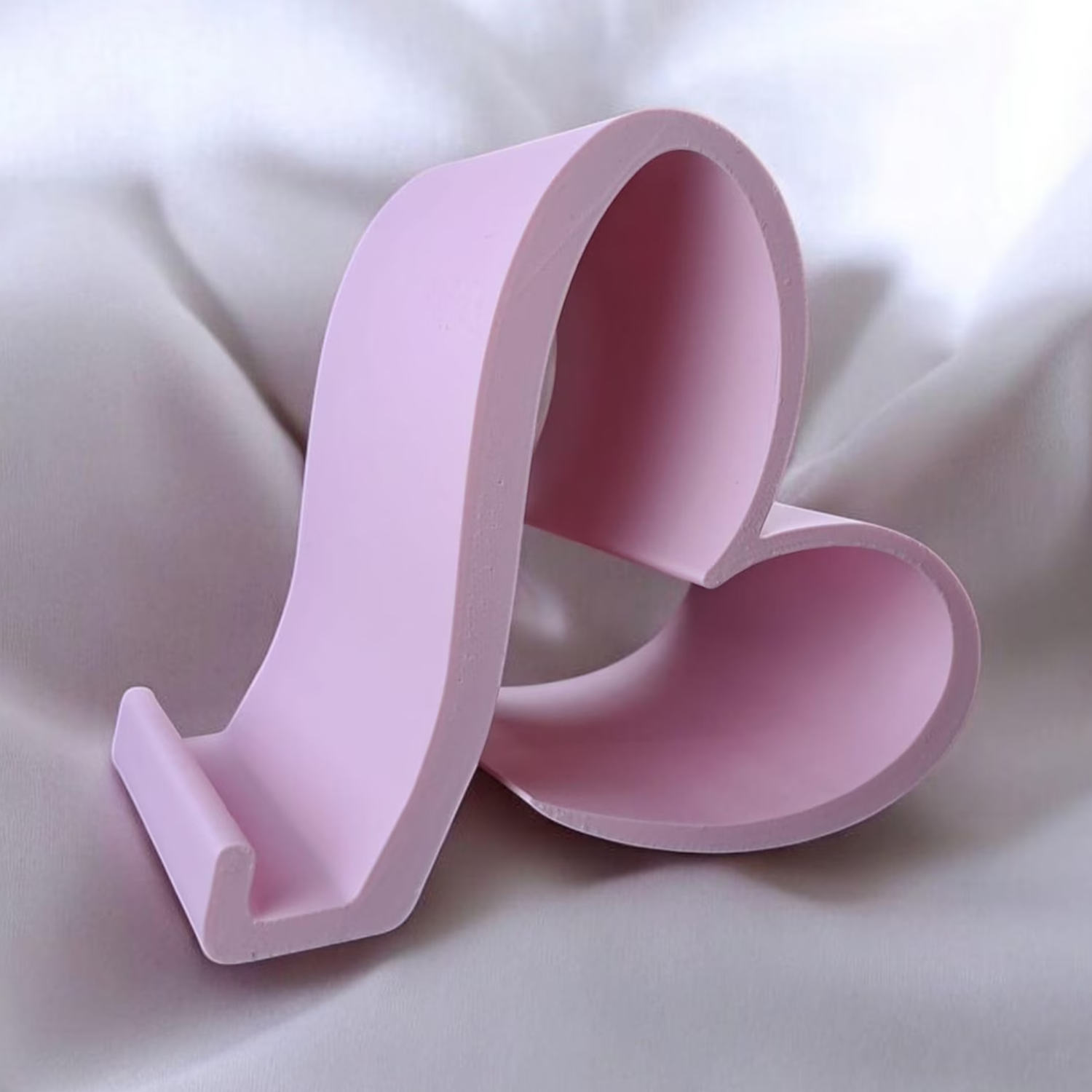 Hollow Heart Shaped Device Holder, Minimalist Curved Desktop Mobile Phone Support For Hands-Free Viewing