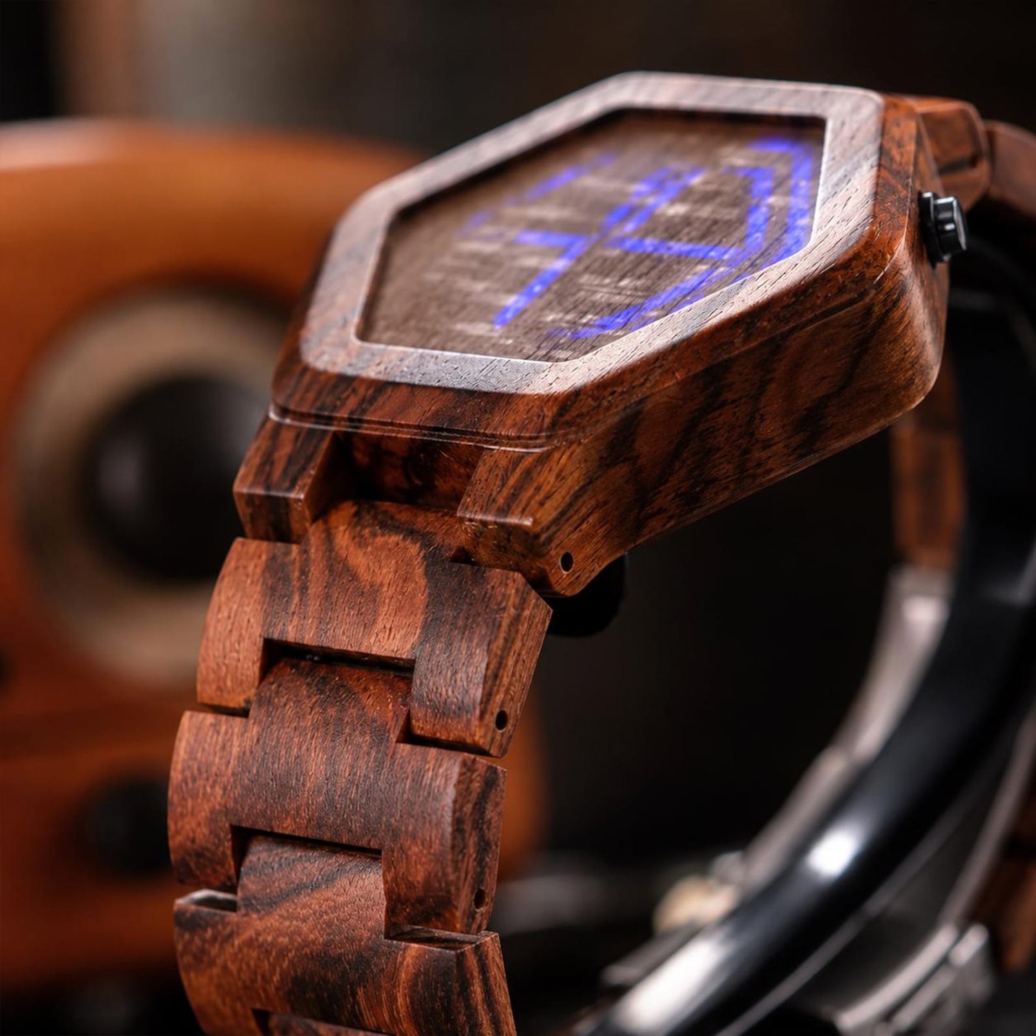 Hexagonal Framed LED Wrist Timepiece, Touch Activated Digital Watch With Interlocking Link Band